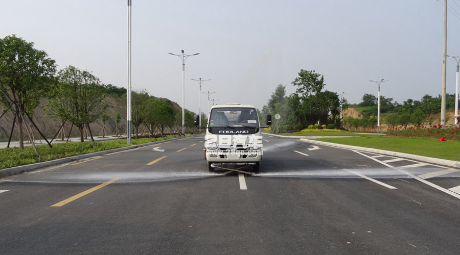 福田灑水車前沖 福田灑水車前沖