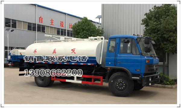 153吸糞車