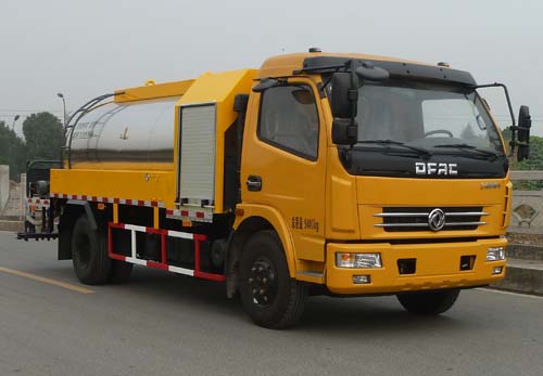 醒獅牌SLS5090GLQE5型瀝青灑布車